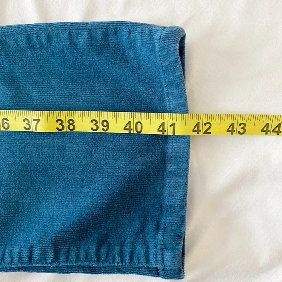 Women’s Patagonia Teal Corduroyed Straight Leg Pants. Size 24 (00) - Picture 10 of 12